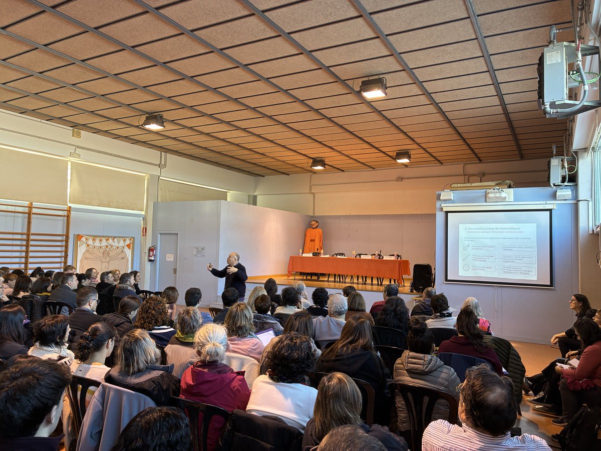 apmcm1's tweet image. Conferència inaugural a càrrec de l&apos;Anton Aubanell.
Connexions. Una passejada, amb mirada àmplia, per l&apos;art de construir ponts i camins.
#APMCMconnectem