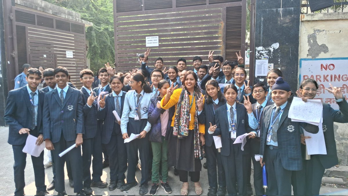 Neha05204678's tweet image. Thrilled to be part of @BBPSMV &amp;amp; grateful for the chance to teach students for #MVPP! Feeling blessed to contribute to shaping young minds &amp;amp; hearts. #Teaching #Gratitude @vividh87 @EduMinOfIndia @doescience @Himanshi1629 @BJP4Delhi @gupta_rekha