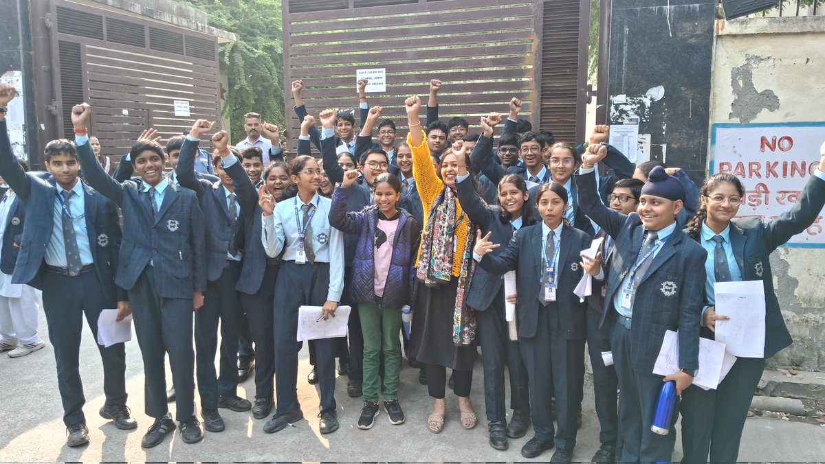 Neha05204678's tweet image. Thrilled to be part of @BBPSMV &amp;amp; grateful for the chance to teach students for #MVPP! Feeling blessed to contribute to shaping young minds &amp;amp; hearts. #Teaching #Gratitude @vividh87 @EduMinOfIndia @doescience @Himanshi1629 @BJP4Delhi @gupta_rekha