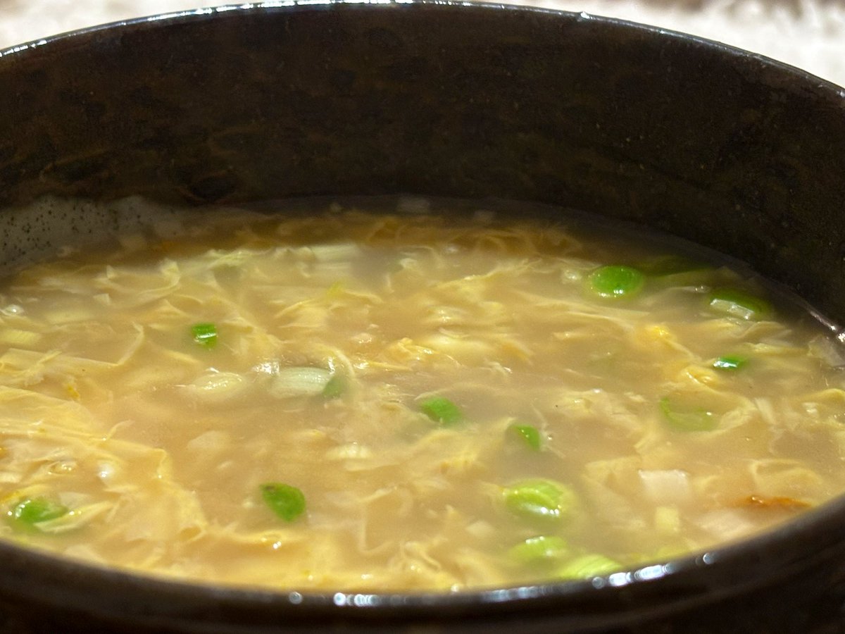 EVernacci's tweet image. Cada día más fan de la egg drop soup. Estos chinos manejan bien el mundo de las sopas.
Chez Vernacci.