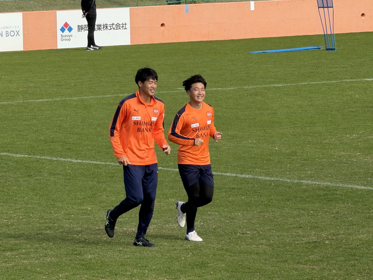 ch1nku11's tweet image. いつも仲良しな2人🤗🎵

#三保活
#spulse
#羽田健人
#齊藤聖七