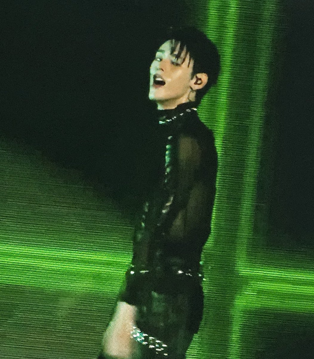 𝐌𝐘𝐒𝐓𝐄𝐑𝐘 𝐎𝐅 𝐍𝐀𝐘. tweet media