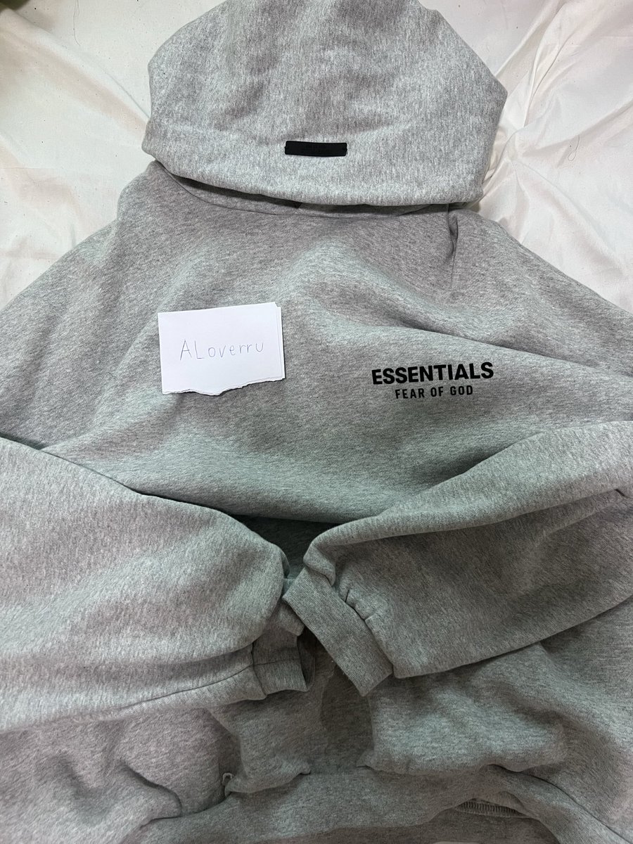 ALoverru's tweet photo. size L สีเทาเข้ม 2500 นัดรับศาบายาชนมือได้ แมสได้ อุปกรณ์ครบ
สนใจดูภาพเพิ่มเติมได้💖
#ส่งต่อessential #essentialsthailand #ส่งต่อessentials #stussythailand #stussyมือสอง #ส่งต่อstussy #essentialsมือสอง https://t.co/GB6CHfmlZX