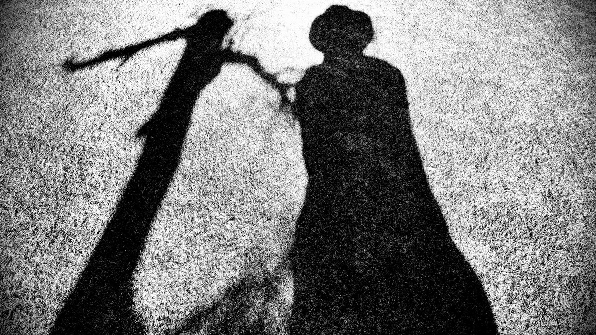 techtarotech's tweet image. 今日撮った写真お洒落シルエットだけどジャージに日除け帽子なんよ理想と現実