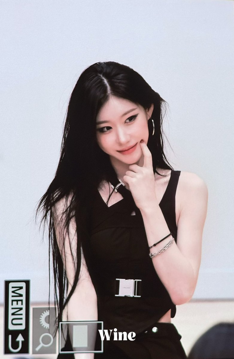 251122 미니팬미팅

#ITZY #있지 #CHAERYEONG #채령