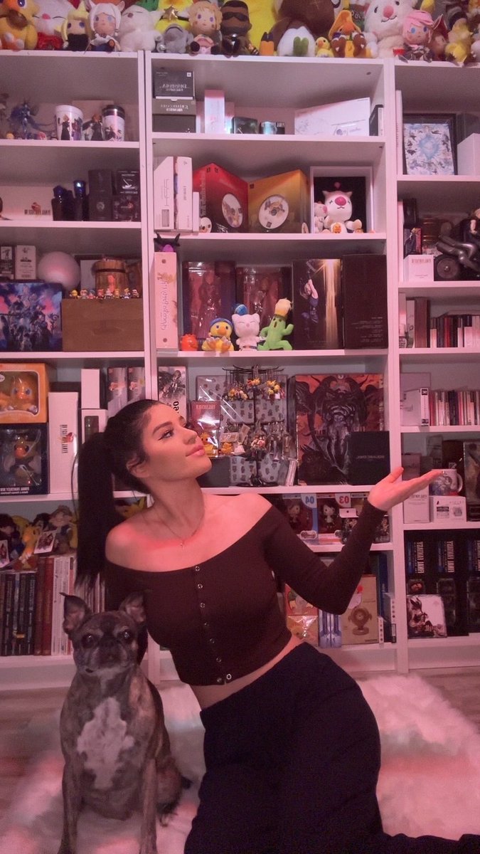 YunalesckaGames's tweet image. A-44-year-old woman has no choice but to have a room with shelves like these right? .. and I still got 4 other bookshelves. 

Final Fantasy ✨