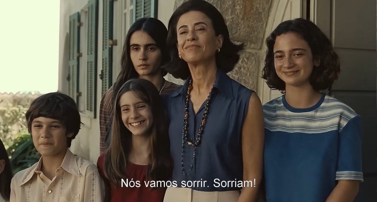 screenscaps's tweet image. Jair Bolsonaro preso. Bom dia gente, vamos sorrir.