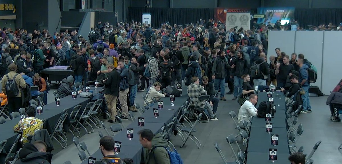 lo de que el Jolas vuelva a un RC para ser un autista que cojones es? <a href="/El_Jolas/">Jolas</a>