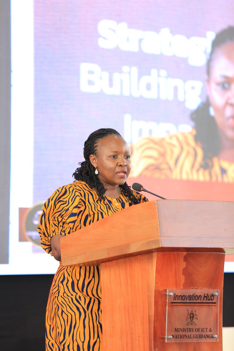 femalelawyernet's tweet image. Hon. Lady Justice @SarahLangaSiu the Acting Judge of the High Court, Judiciary  inspires  youths to aim high in education, empowering them to reach their desired positions and make a meaningful impact. Her words