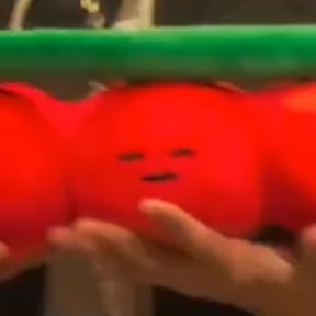 แล้วหน้าเหมือนกันเลยตาขีดอะ ม๋าเขือเทศ
ตัวจิง 55555555555555555555555