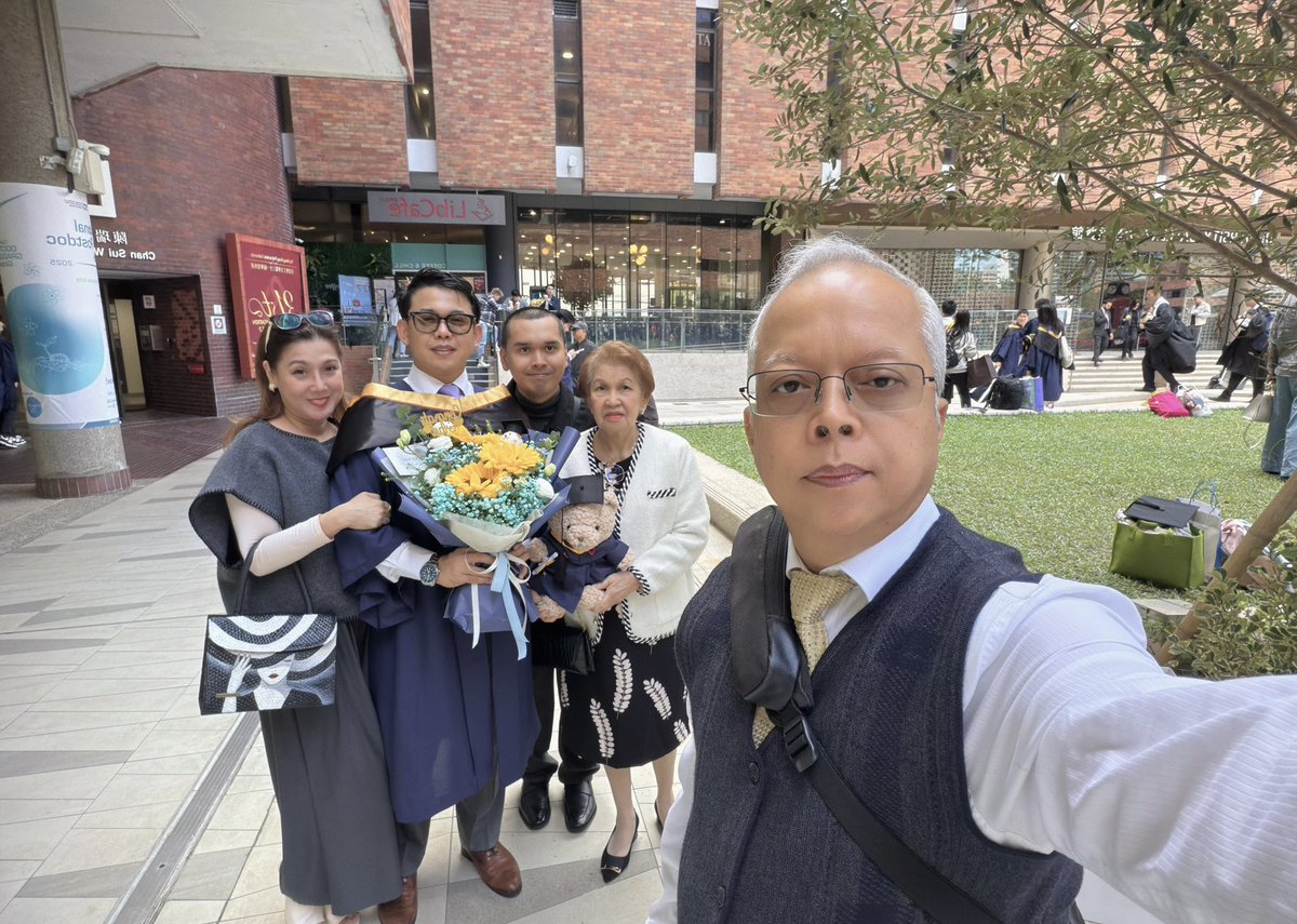 AJplus_size's tweet photo. Grad szn https://t.co/VANYnVJb5I