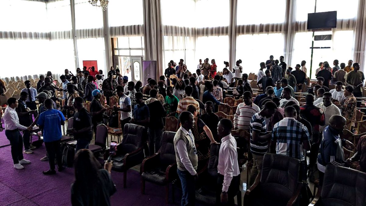 awsugDouala's tweet image. All work and no play? Not at the #AWSCommunityDay!
Recharge is happening now before we jump back into advanced cloud strategies!