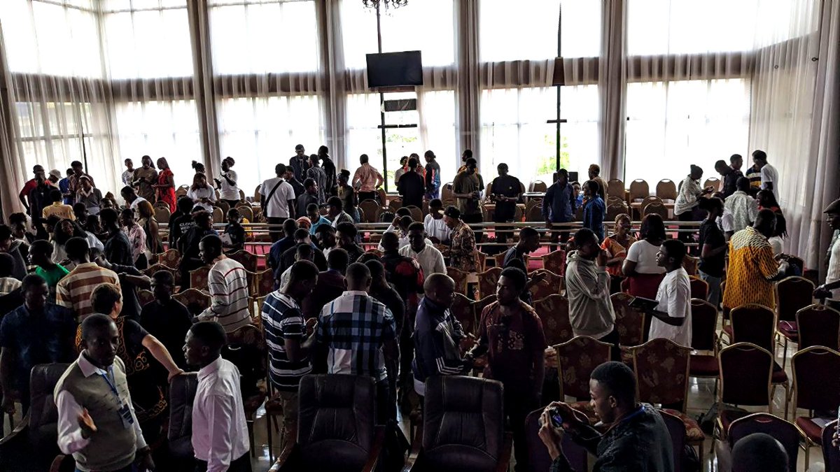 awsugDouala's tweet image. All work and no play? Not at the #AWSCommunityDay!
Recharge is happening now before we jump back into advanced cloud strategies!