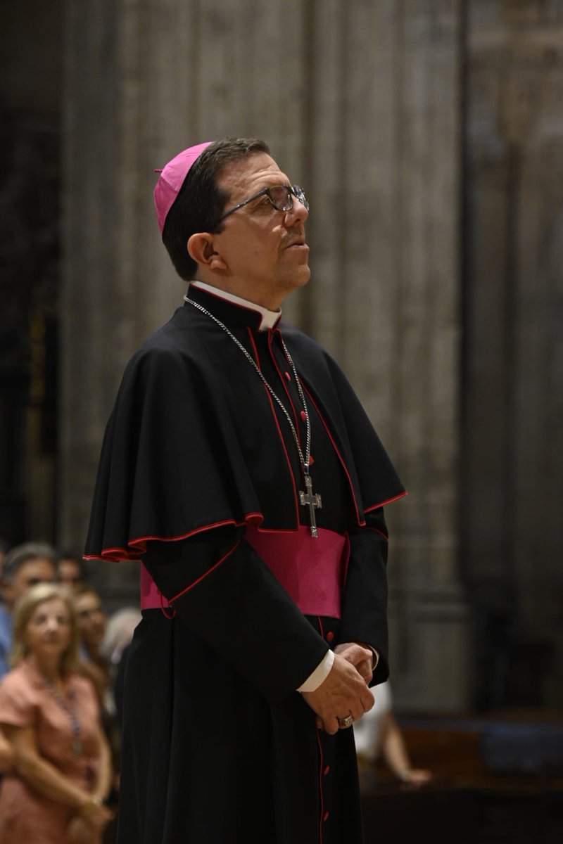 El Papa <a href="/Pontifex_es/">Papa León XIV</a> nombra a Mons. Ramón Valdivia administrador apostólico de la Diócesis de Cádiz y Ceuta 🙏 archisevilla.org/el-papa-nombra… | <a href="/obispadocadiz/">Obispado Cádiz y Ceuta</a>