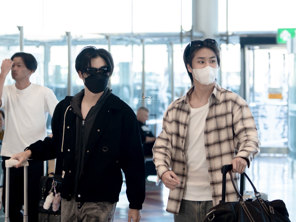 Baby LukeMick 🦊🐰 tweet media