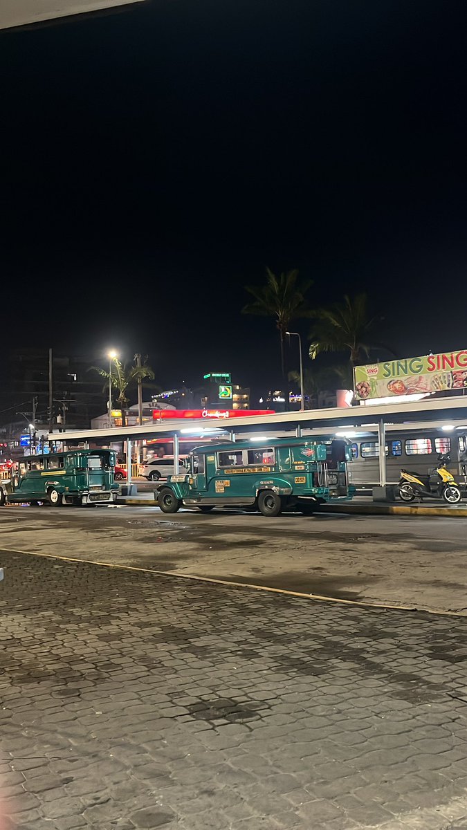 AC_side2side's tweet image. Tara tambay