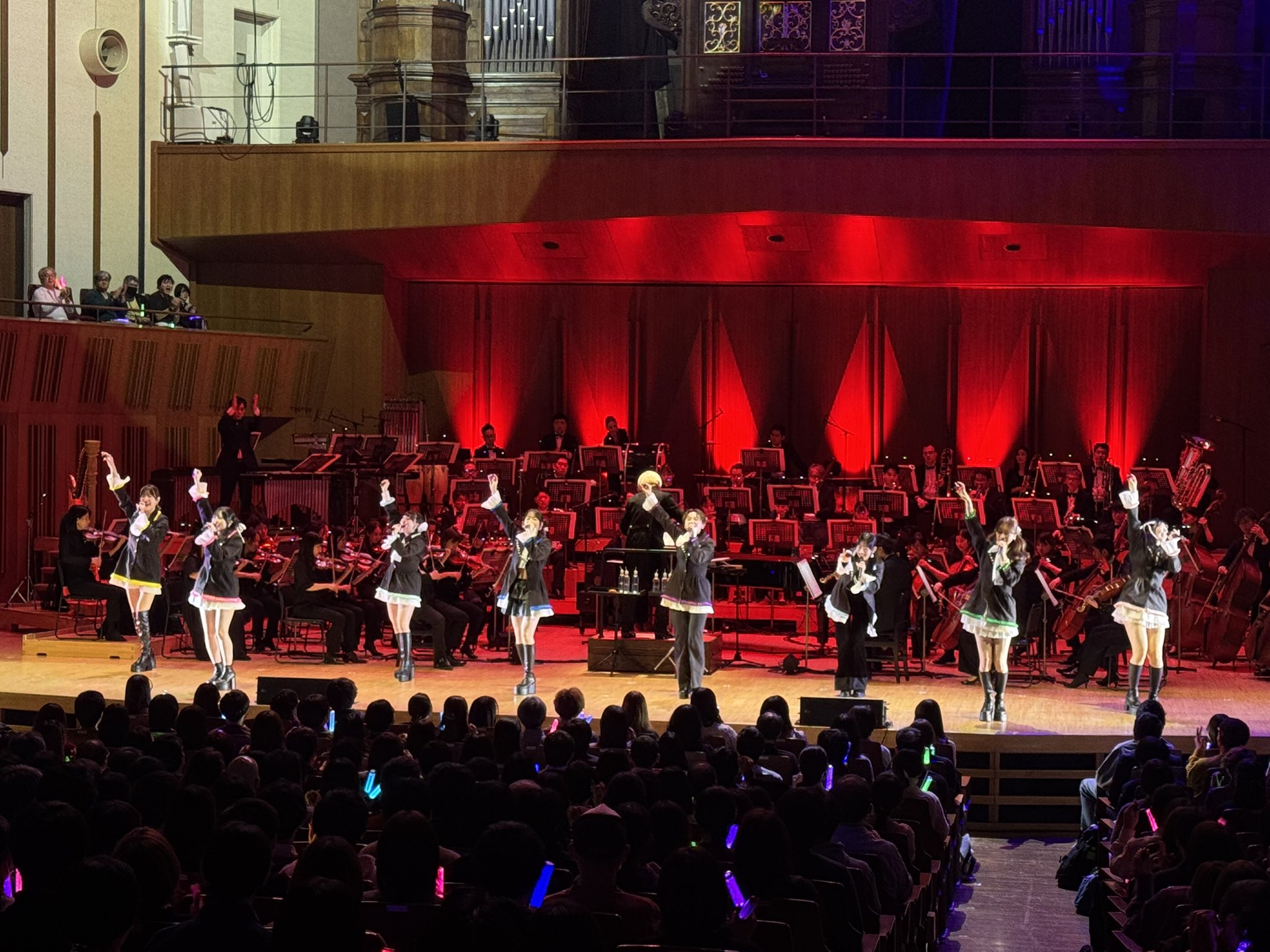 G6WnLp8bkAAEmyd?format=jpg&name=large