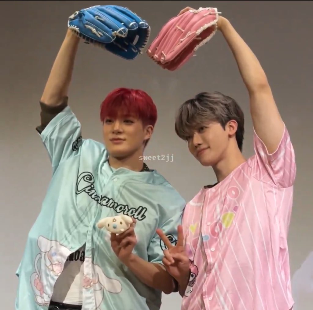 asinisnisa's tweet image. Wind up เวอร์ชั่นชินนาม่อนกับมายเมโลดี้ ฟ้าชมพูถูกต้องมาก 🩵🩷