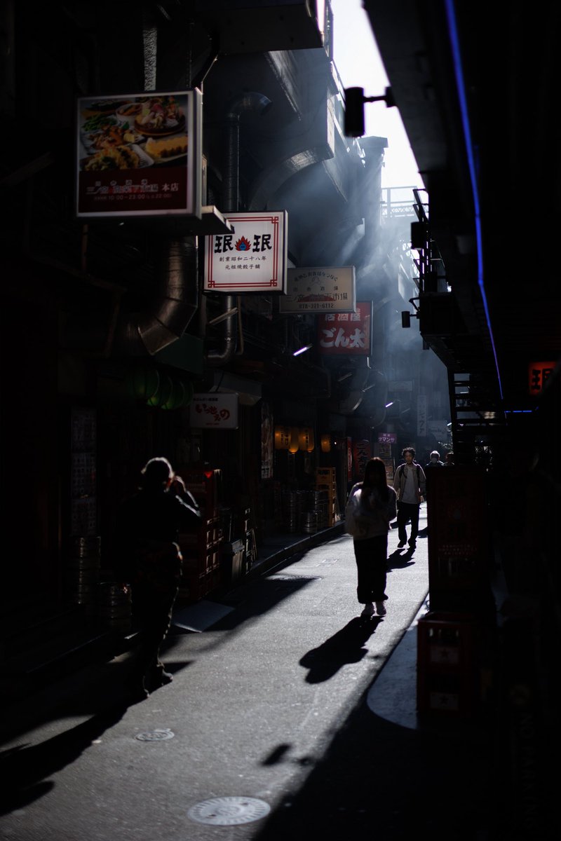 watamfu's tweet image. Light Alley
