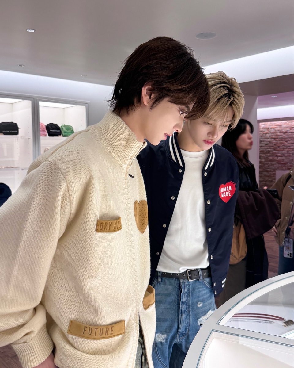 Liitjh's tweet image. يمه مره حلوين