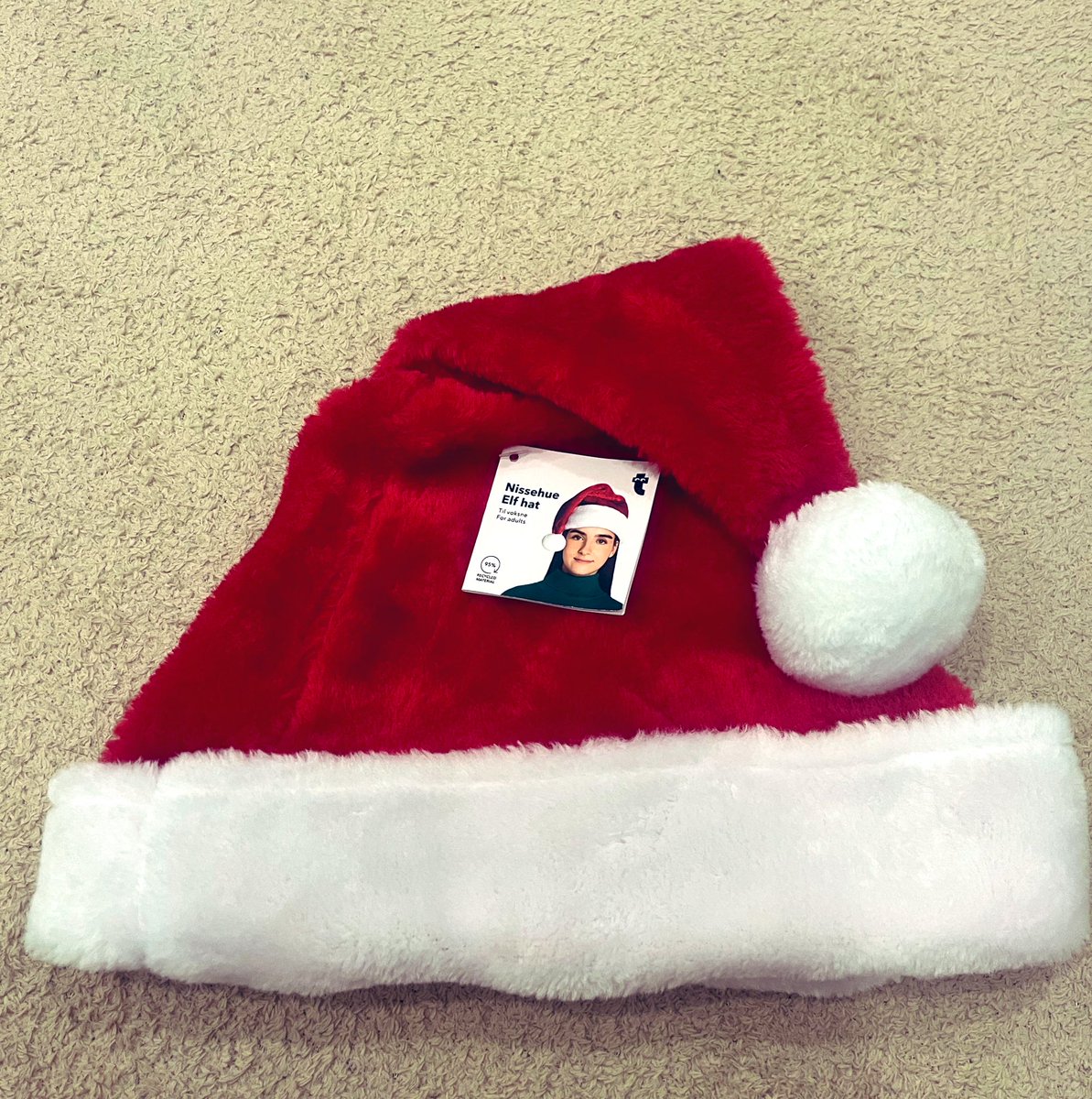 こちらでクリスマス🎄ではなくてw
moaなら分かるかな？w
あの衣装をファンチュンに作ろうかと🦊❤️‍🔥