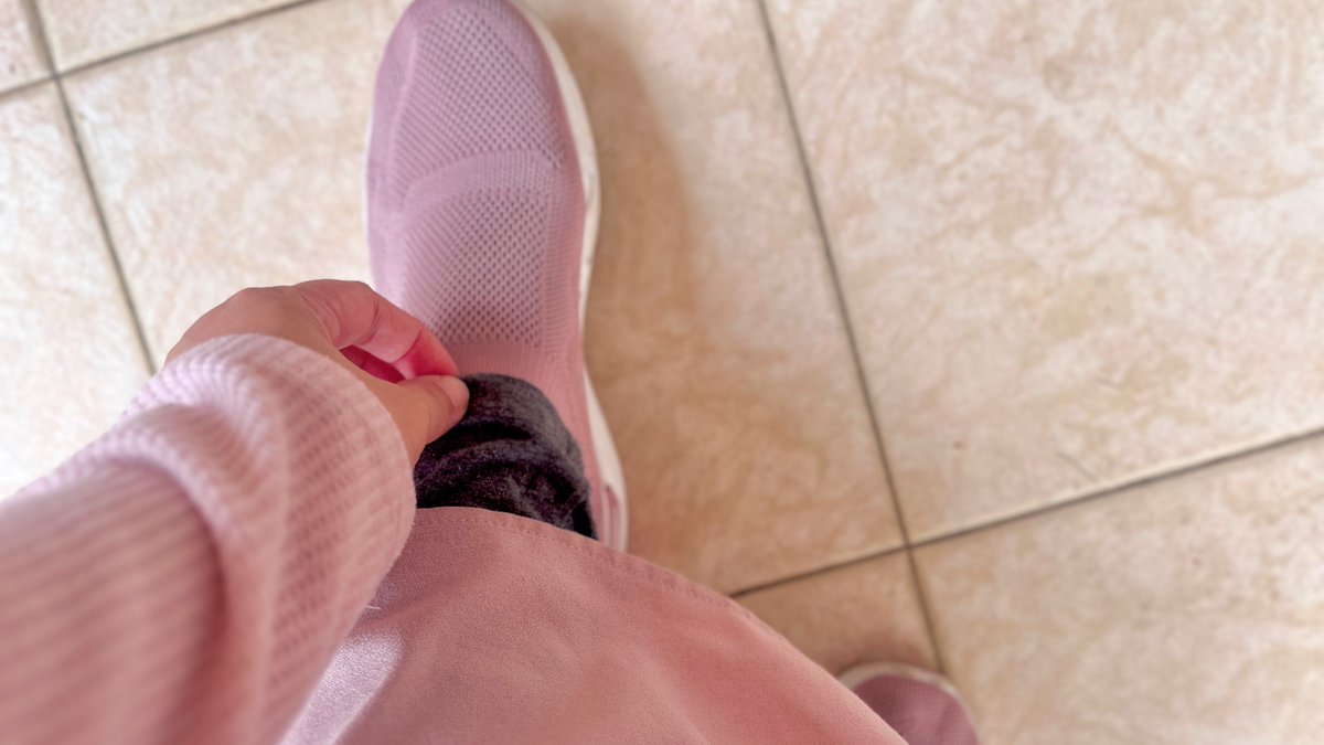 sajidareads's tweet image. Writers are always writing, either writing in their heads, in their hearts or continuously writing during breaks.

— Letters to Young Writers, Sharifah Nadirah.