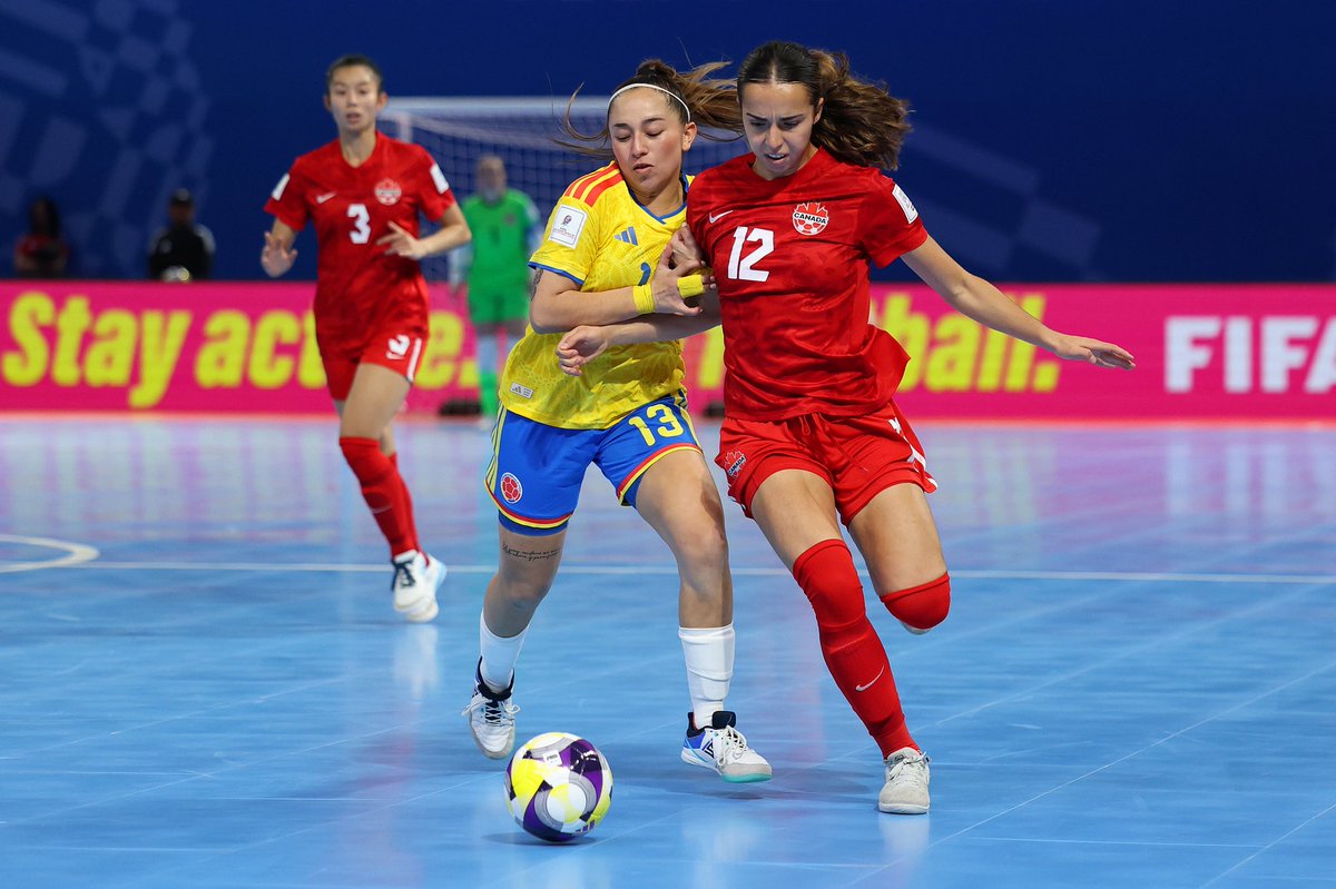 CONMEBOL's tweet image. ¡Imágenes de la victoria de @FCFSeleccionCol en la #FutsalWWC! 🇨🇴🤩

#CreeEnGrande