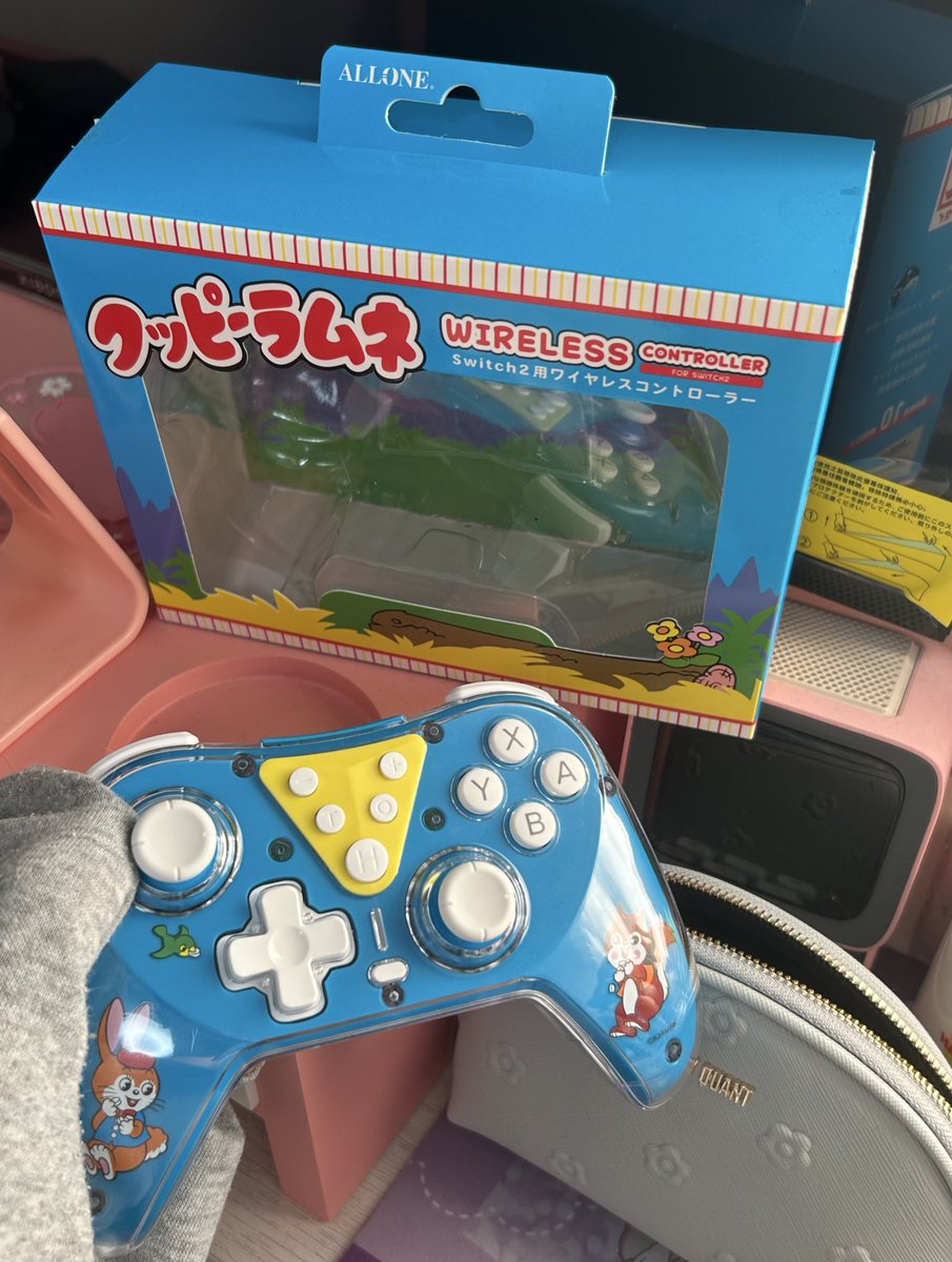 tmku_World88's tweet photo. クッピーラムネのコントローラー買った(  ᐢｰ̀  ̫ ｰ́ᐢ)♡ https://t.co/9qQEcNQW1k
