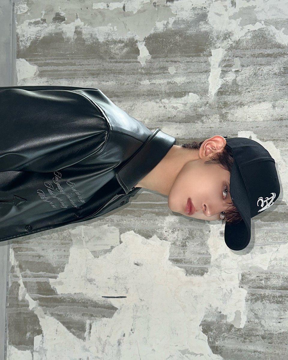 CUBE_NOWZ's tweet image. 𝐓𝐞𝐚𝐦 𝐍𝐎𝐖𝐙

#NOWZ #나우즈 
#현빈 #HYEONBIN
#PlayBall
#HomeRUN