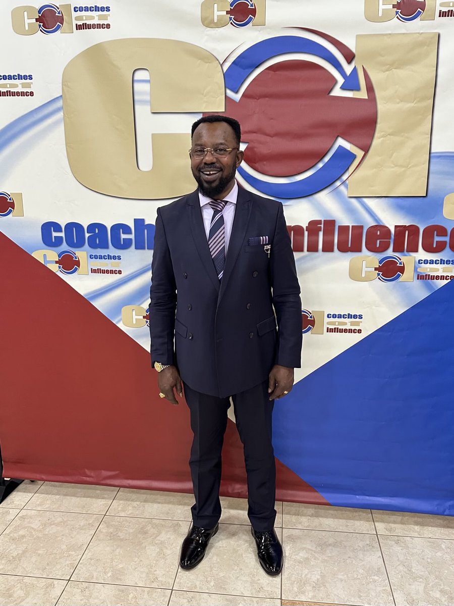 Day 17 of 30 LEADERSHIP INSIGHTS 
— Empowerment + Accountability

⚖️ Empowerment without accountability = chaos.

*Freedom needs structure.
*Accountability builds ownership.
*Empower, but expect excellence.

Trust people to lead — but hold space for responsibility.

#Leadership