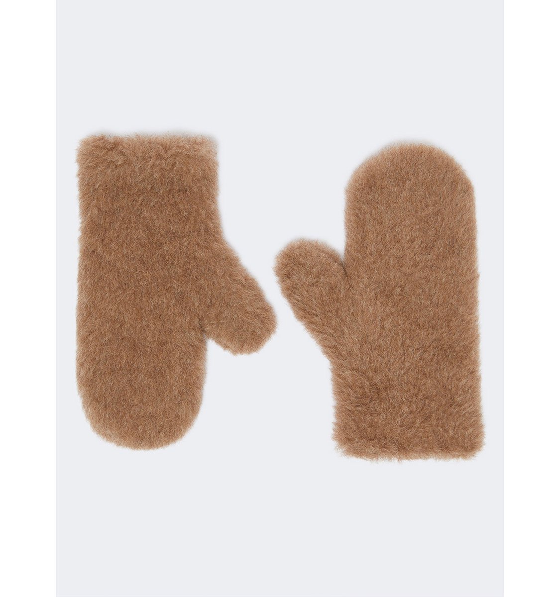 NumeroTOKYO's tweet image. #MaxMara がOMOTESANDO CROSSING PARKにて、キャメルをテーマにしたポップアップストアを開催。会場でアイテムを購入するとキャメルのキーリングのプレゼントも。

numero.jp/news-20251117-…