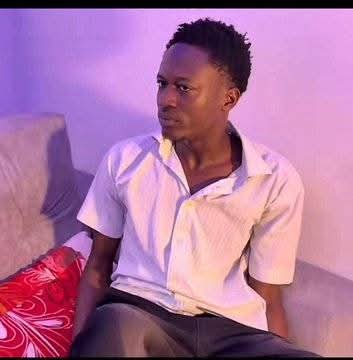 sampus_thought's tweet image. Ona go get millions Come still dey follow us find 2k 🤧😹