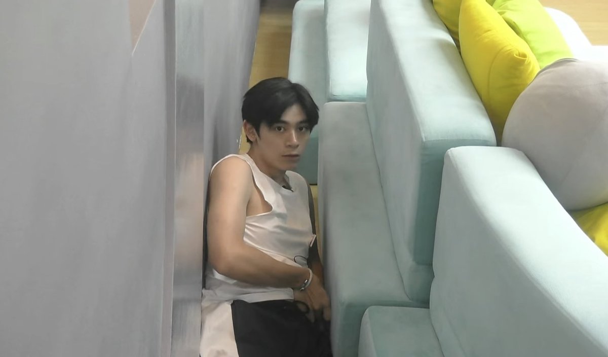 CLIFFORD ANG LAUGH KO HAHAHAAHA

#PBBCollab20MeetGreetBelle