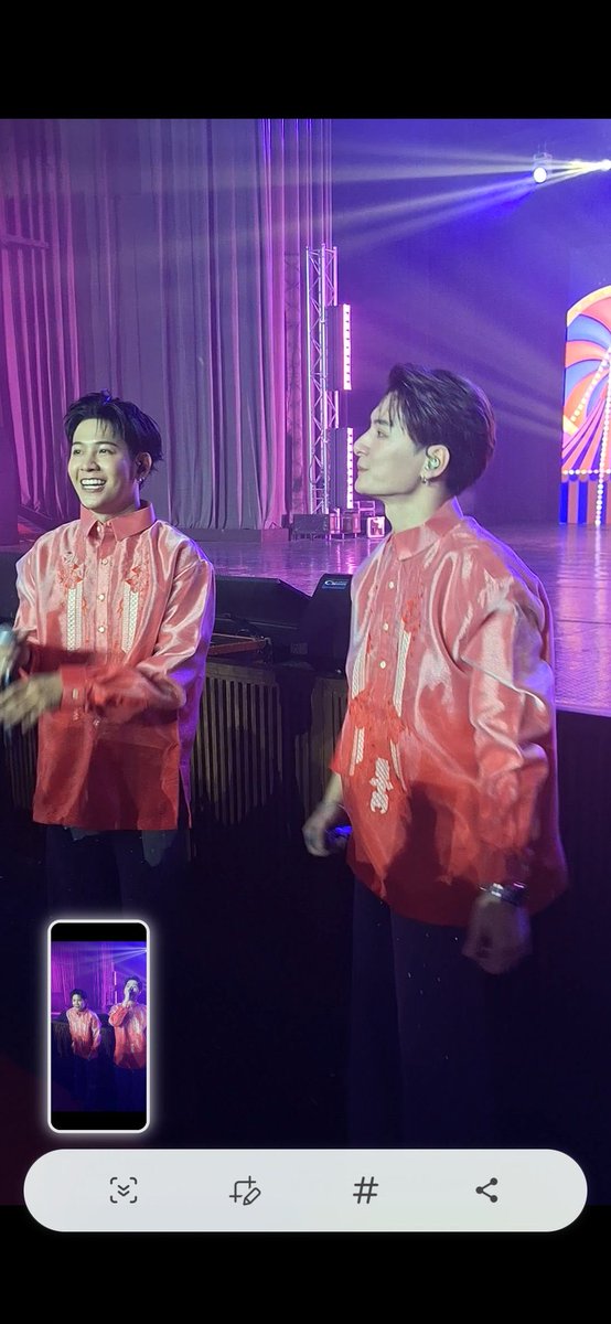 nevertoolate_sk's tweet photo. Wooow
Both of them look so perfect in this red coat!!!

PEBACA Manila X KS

#PEBACAConcertinManila https://t.co/oLLfWgfdcz