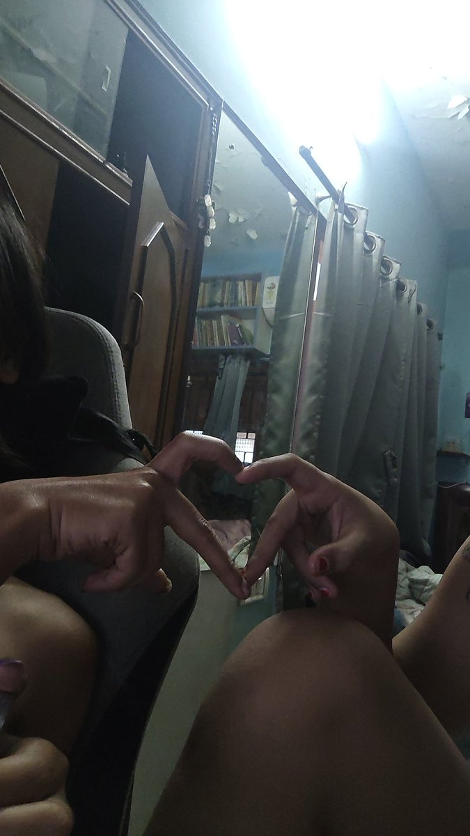 Saira (@bimbochicxoxo) on Twitter photo 