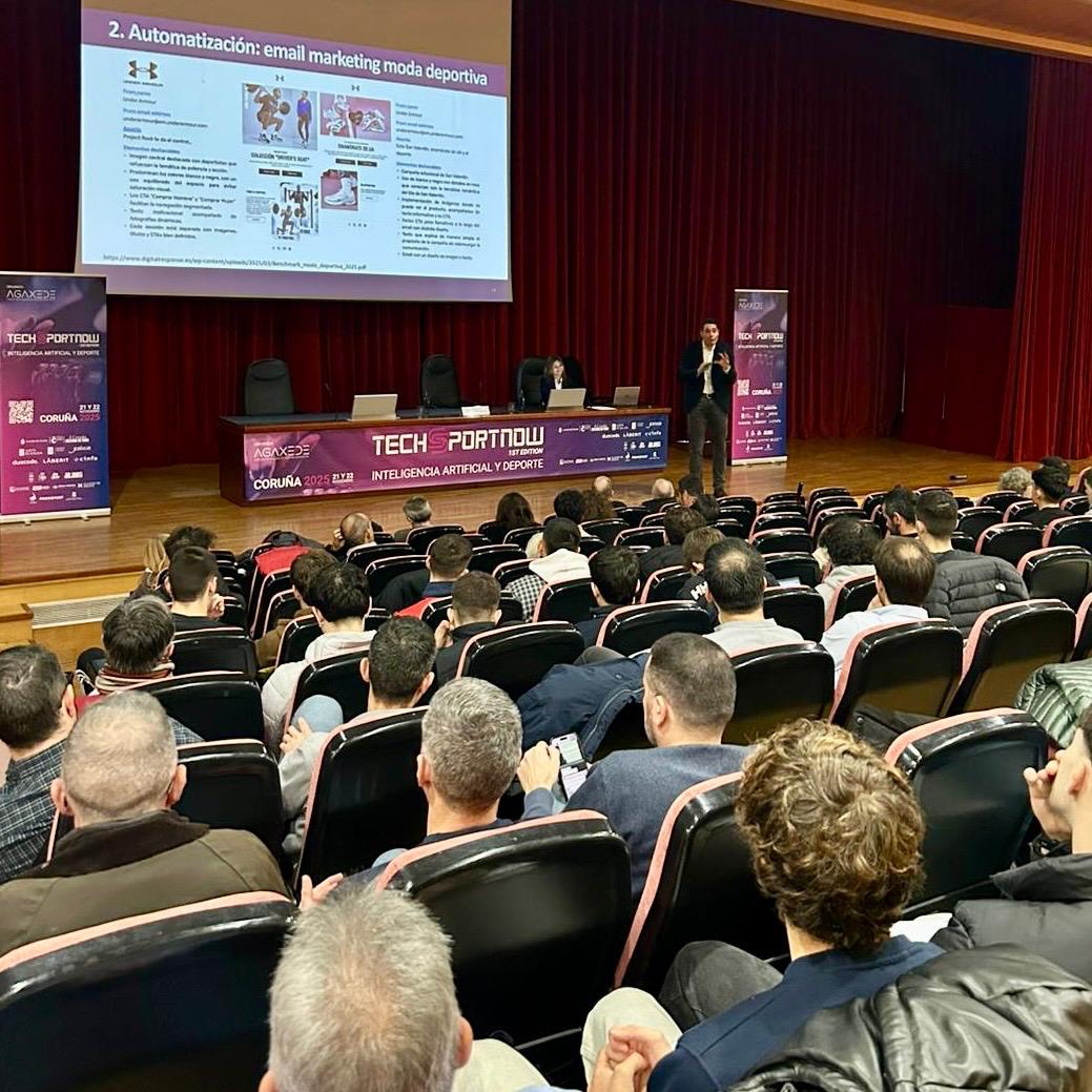 manelvalcarce's tweet photo. 💥 Presente en el Congreso AGAXEDE TechSportNow hablando sobre IA y Markenting en el Deporte en Coruña 🏟️
Felicidades por la excelente organización y participación 😉💪

#AGAXEDE #FADE #Valgo #gestiondeportiva #techsportnow #tecnologia #IA https://t.co/ROkK7XgREX