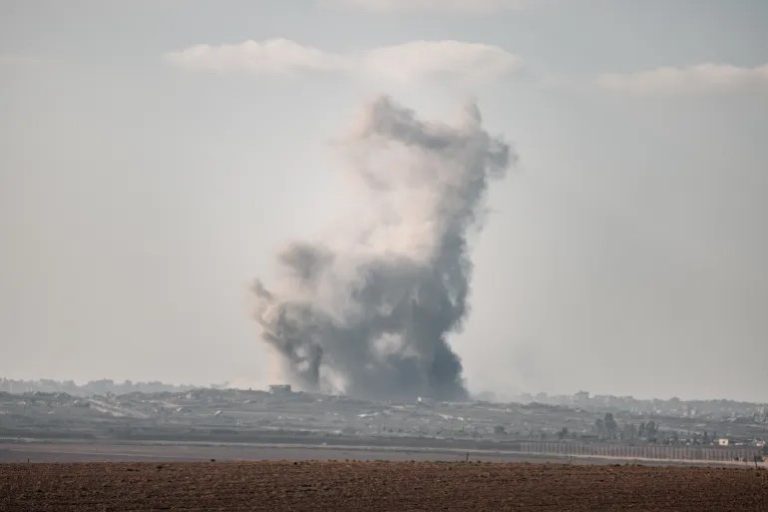 roznamaquds's tweet image. قابض اسرائیل کی جارحیت جاری، غزہ میں امن خطرے میں
مزید پڑھیں👇

roznamaquds.com/featured/%d9%8…

#IsraeliAggression #GazaUnderAttack #Palestine #OccupiedPalestine #MiddleEastCrisis #StopTheWar #SaveGaza #HumanRights #PeaceForGaza #GazaCrisis #EndOccupation #ProtectCivilians