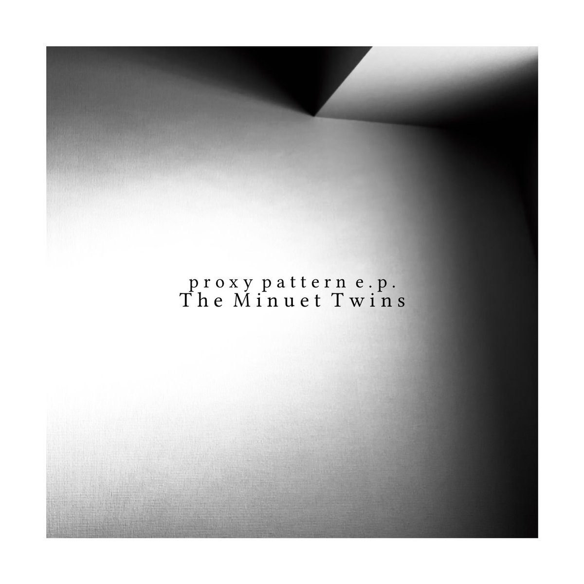 scream999000's tweet image. これまでに作ったいくつかの曲を
｢proxy pattern e.p.｣としてThe Minuet Twins名義でbandcampにアップしました。
ほぼ全曲再ミックスし、新たなアレンジを加えたものもあります。
フリーダウンロードできるので聴いてもらえると嬉しいです。

theminuettwins.bandcamp.com/album/proxy-pa…