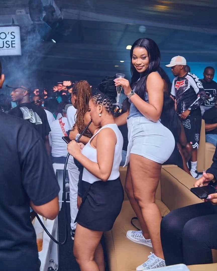 PhutiSemenya14's tweet image. You will never see this type pregnant🤞🤧😆‼️