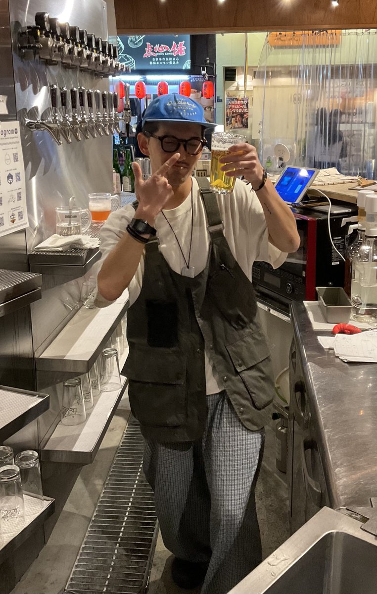 shiro97113928's tweet image. 2軒目の推しのいるクラフトビール屋

抹茶のウィート🍺
抹茶の味が思ったりする✨その代わり、ウィート感が薄れてて、苦手に人でも飲めそう😊

#shuwashuwa