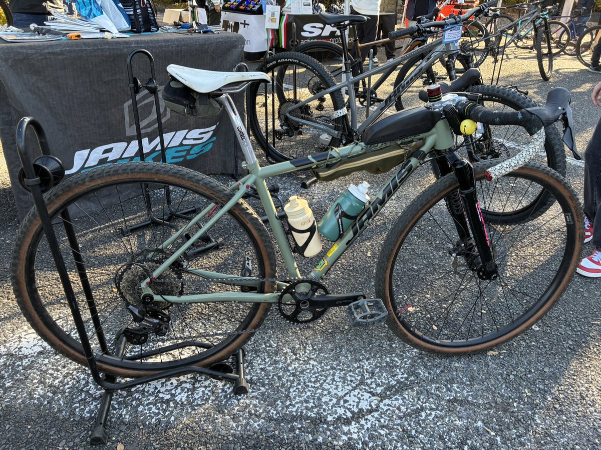 引き取り限定♪corratec♪コラテック♪R.T.CORONES♪ティアグラ♪ 引き取り限定♪corratec♪コラテック♪R.T.CORONES♪ティアグラ♪