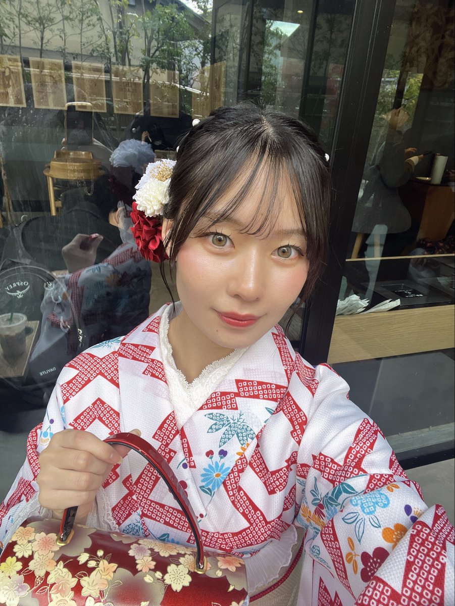 普段あまり着ない色味の着物👘
撮影会ありがとうございました~