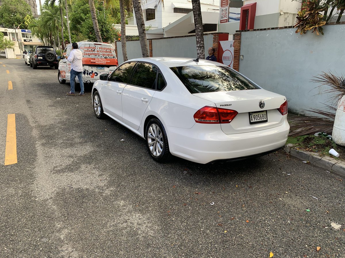 MarcosASierraF's tweet photo. De oportunidad aprovecha
Volkswagen Passat 2015 TSI
Lether
Automático Trictronic 
Gomas nuevas acabada de montar
Batería nueva
$ 530,000 neg 
Oferta https://t.co/lcOcZK9qb9