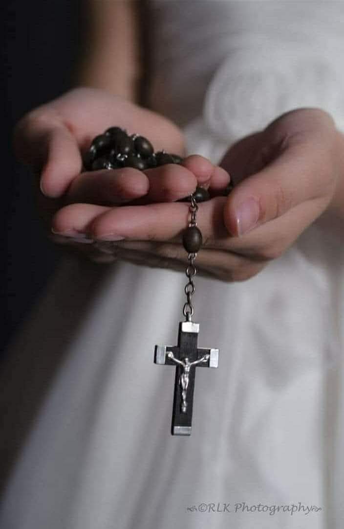 Concede-nos, Senhor, Tuas bênçãos! 
E perdoa-nos quando esquecermos de agradecer por elas.

Rachel Carvalho