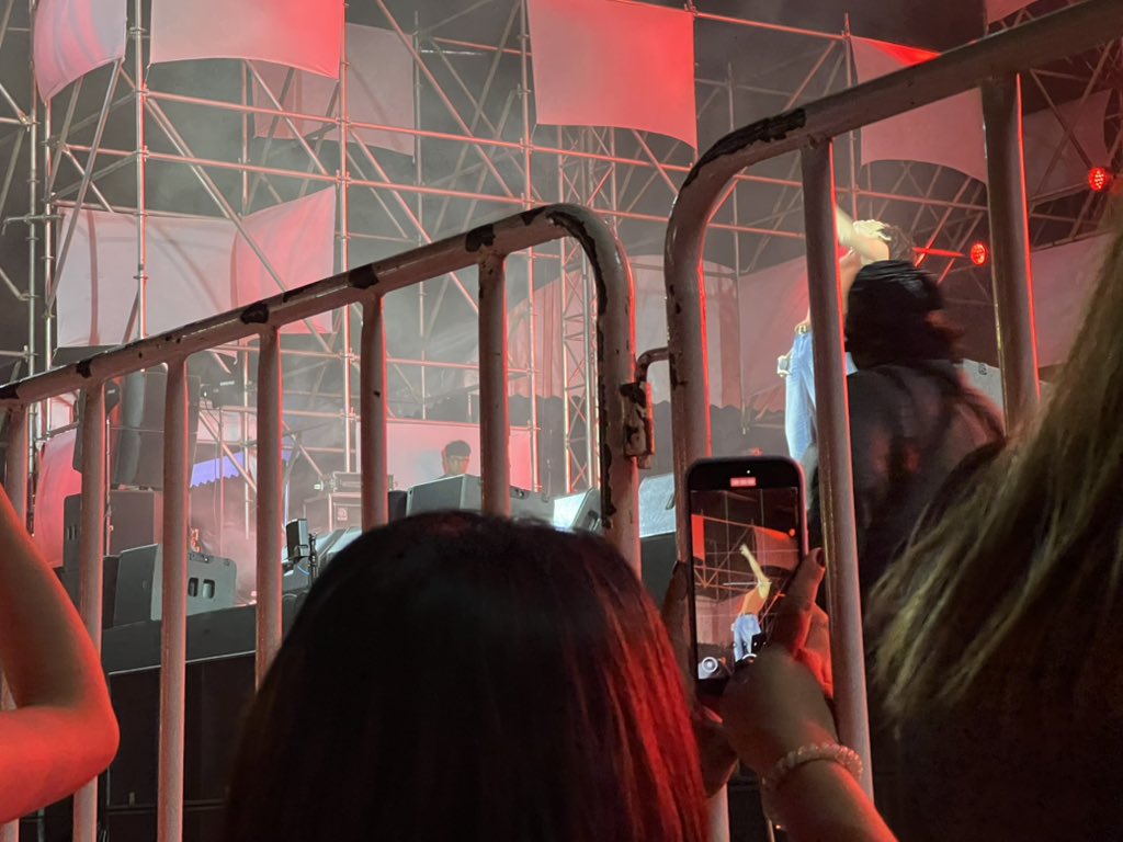 🐈‍⬛ tweet media