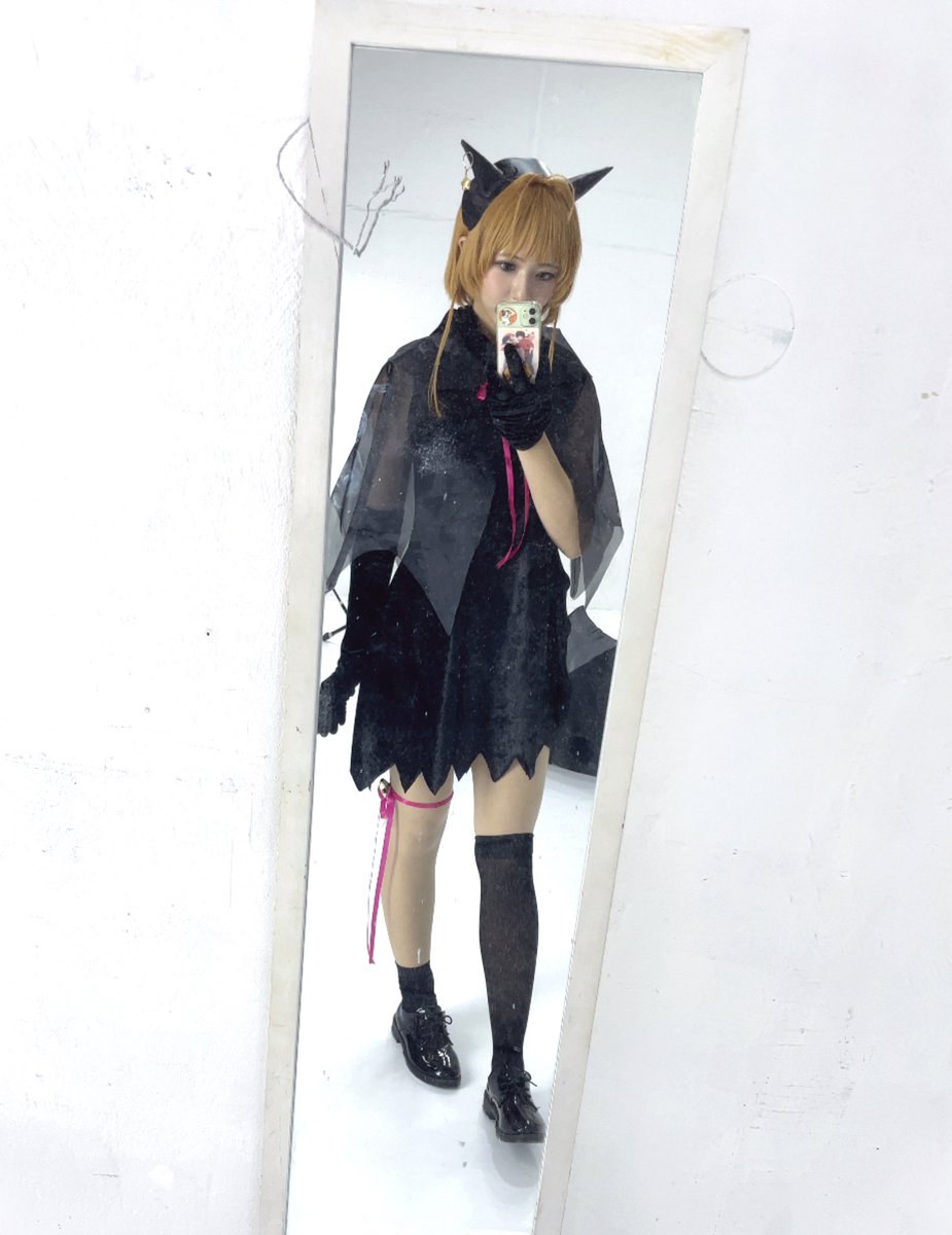 chi1145D's tweet image. 11巻表紙でおじゃましました〜𖤐 ̖́-
#1122さくらいっぱいはにゃーん合わせ2