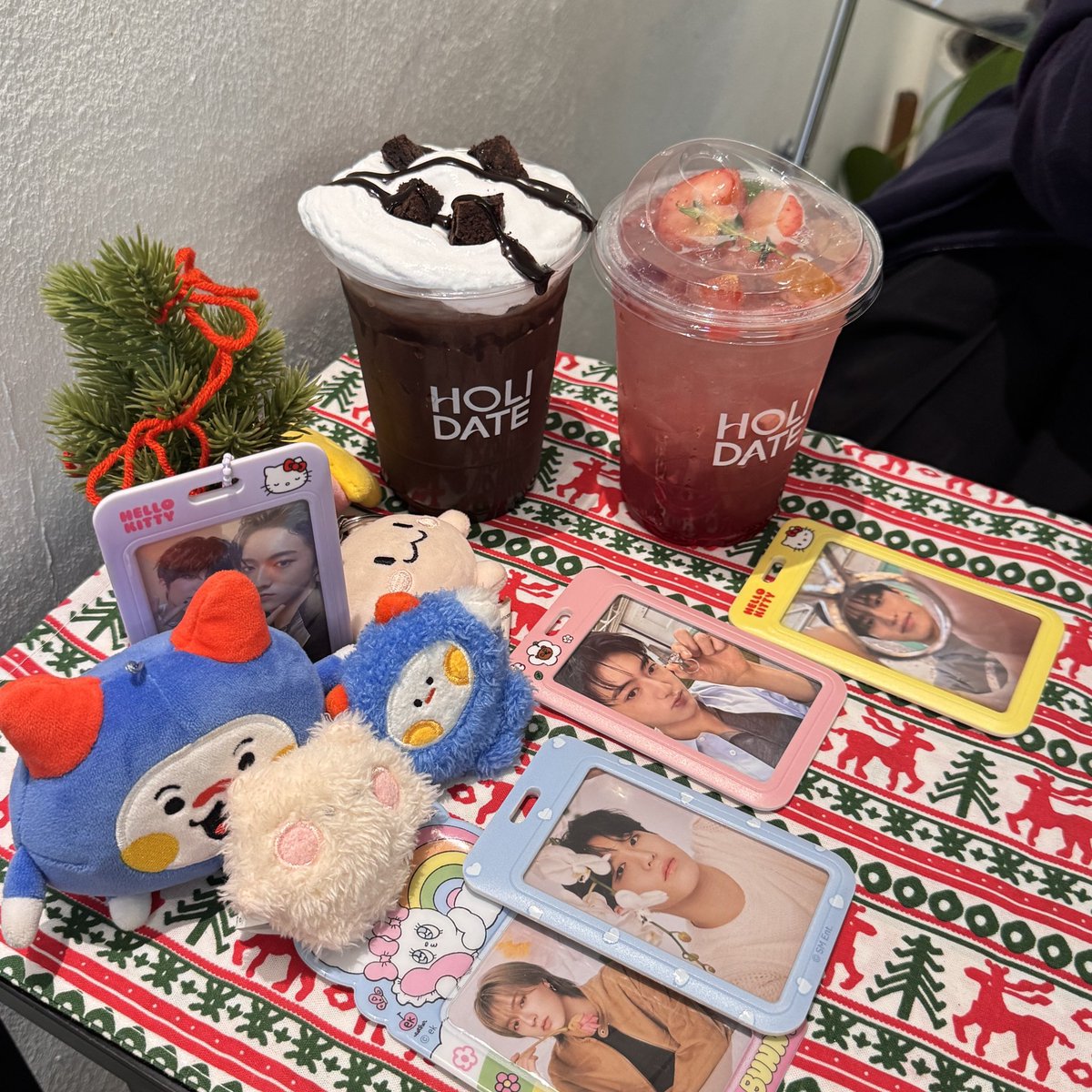 📍เช็คอินค่ะๆ แฮปปี้มากๆ คาเฟ่น่ารัก น้ำก็อร่อย👍🏻 ตอนเดินไปรอบๆก็ได้แต่คิด ทำไมรุจองเหมาะสมกันขนาดนี้นะ + กับได้เม้ามอยกับน้องหนู <a href="/jaewweaw23/">Jaewweawsoi8 🦖 (study)</a> (🥹💗)  ยิ่งแฮปปี้ ขอบคุณทุกอกว. และสตาฟทุกๆคนเลยนะคะ ยอดเยี่ยม #PerfectPuzzlePiecesRJW