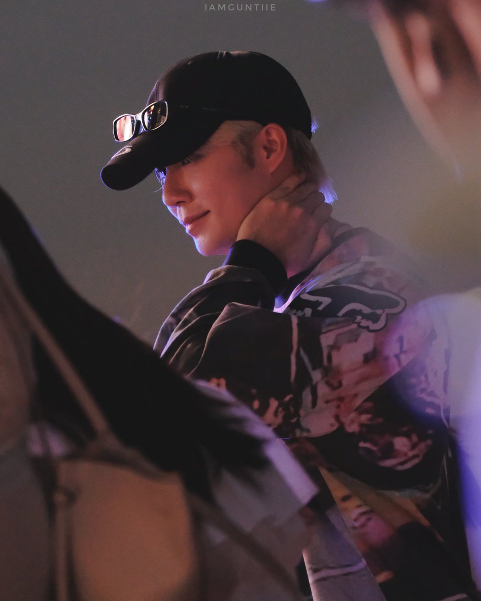 กี้ดดดดดดดกดดดปดดดด หล่อจังงง 
✦─── <a href="/zee_pruk/">Z</a> #ZeePruk ───✦