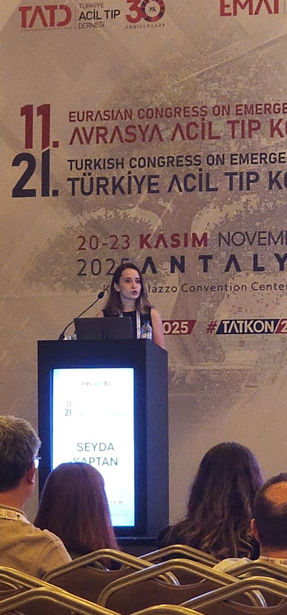 AkdenizAcilTıp tweet media