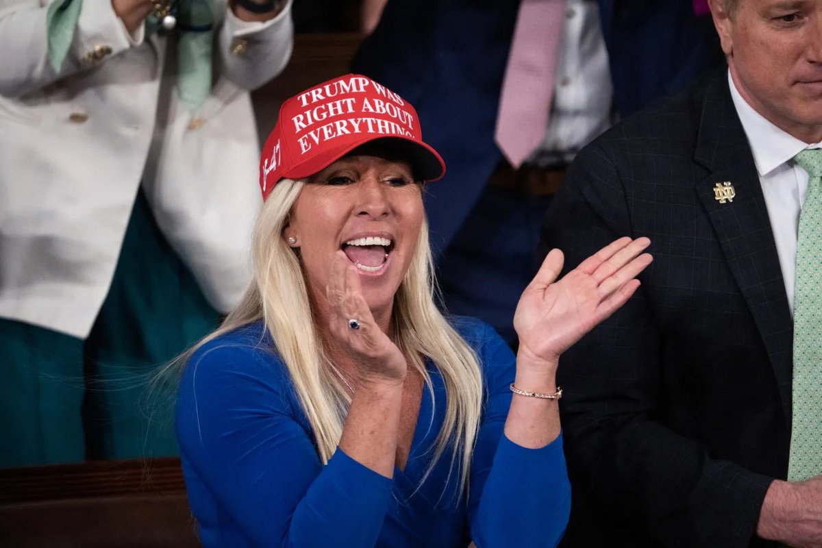 MarioNawfal's tweet image. 🇺🇸 MTG JUST PULLED OFF THE SMARTEST POLITICAL MOVE OF HER CAREER

Everyone&apos;s treating Marjorie Taylor Greene&apos;s resignation like a loss. They&apos;re missing the entire point.

MTG didn&apos;t quit because Trump scared her off. 

She quit because she&apos;s playing the long game, and fighting a…